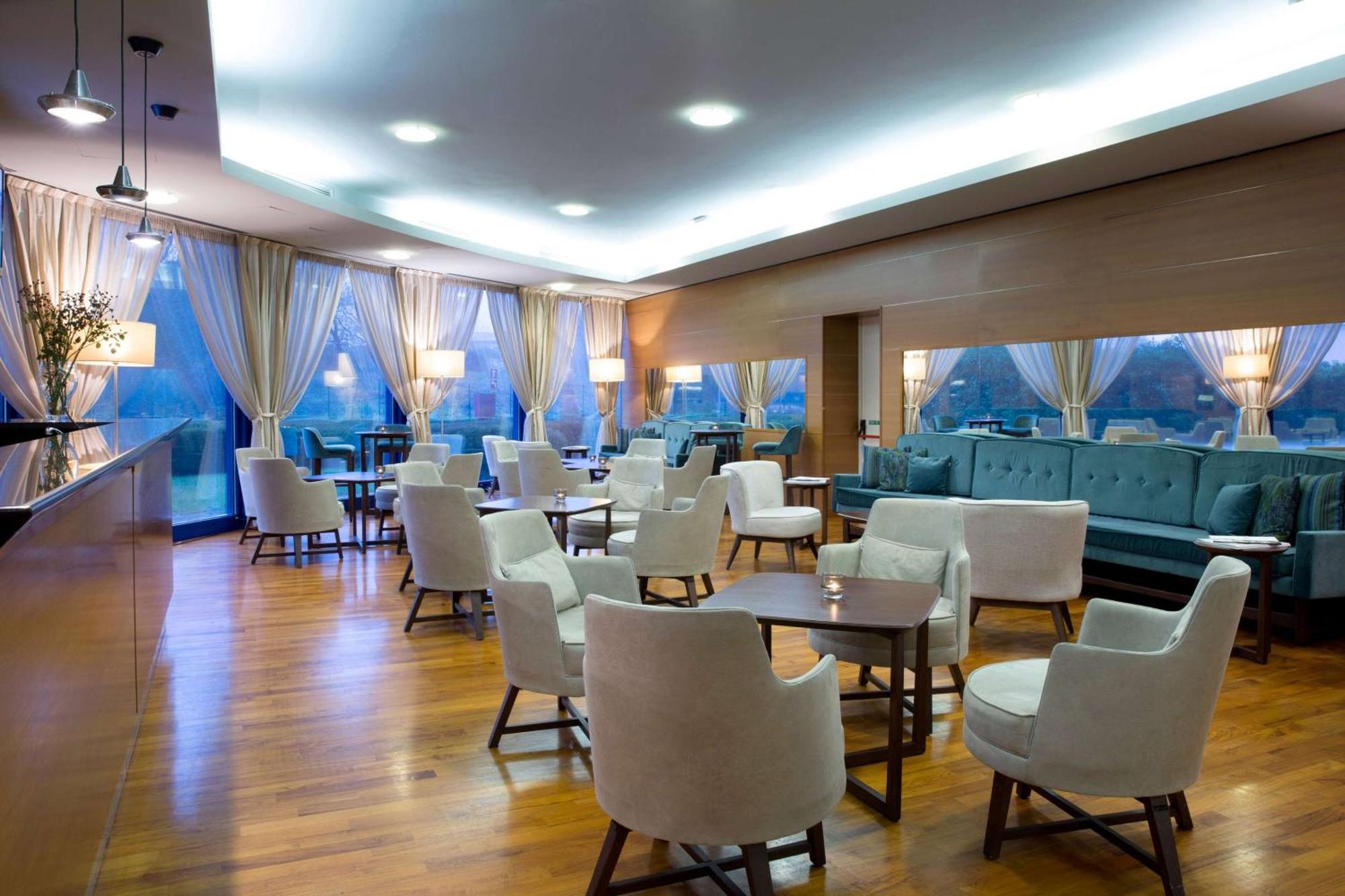 Hotel Dolce By Wyndham Milan Malpensa Somma Lombardo Exterior foto