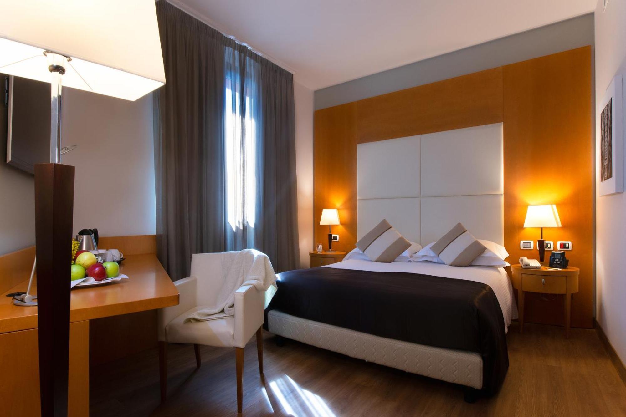 Hotel Dolce By Wyndham Milan Malpensa Somma Lombardo Exterior foto