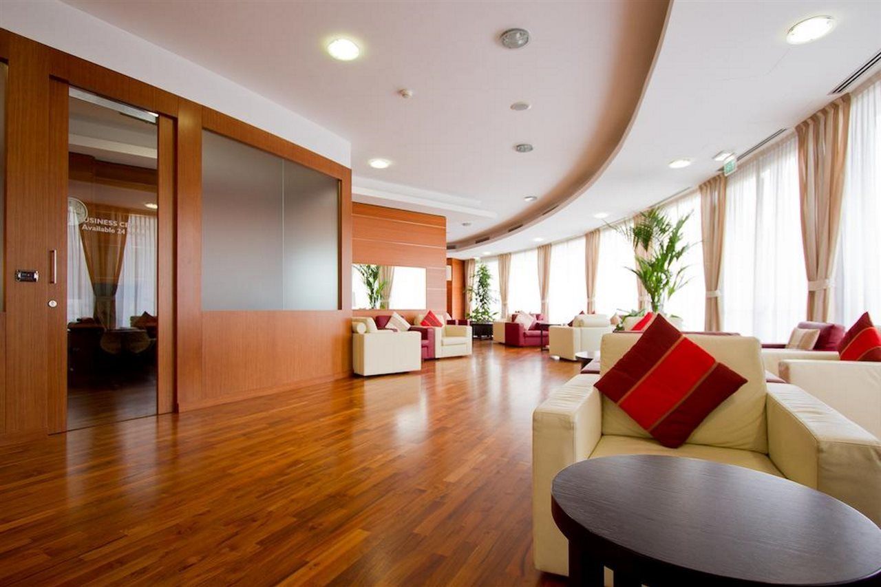 Hotel Dolce By Wyndham Milan Malpensa Somma Lombardo Exterior foto